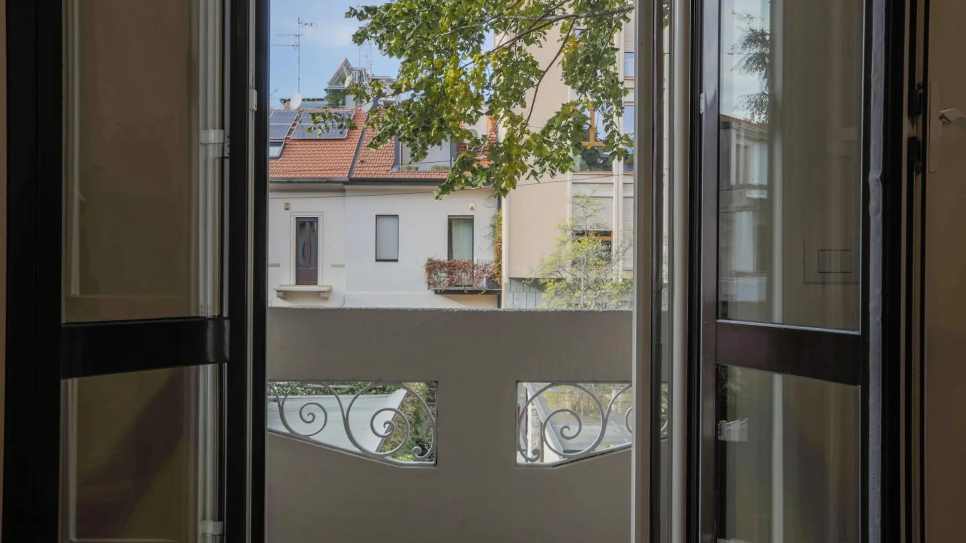 Fiera Milano-City Life Free Parking Villa Anglia' S Bridge 0*, Milan Italie