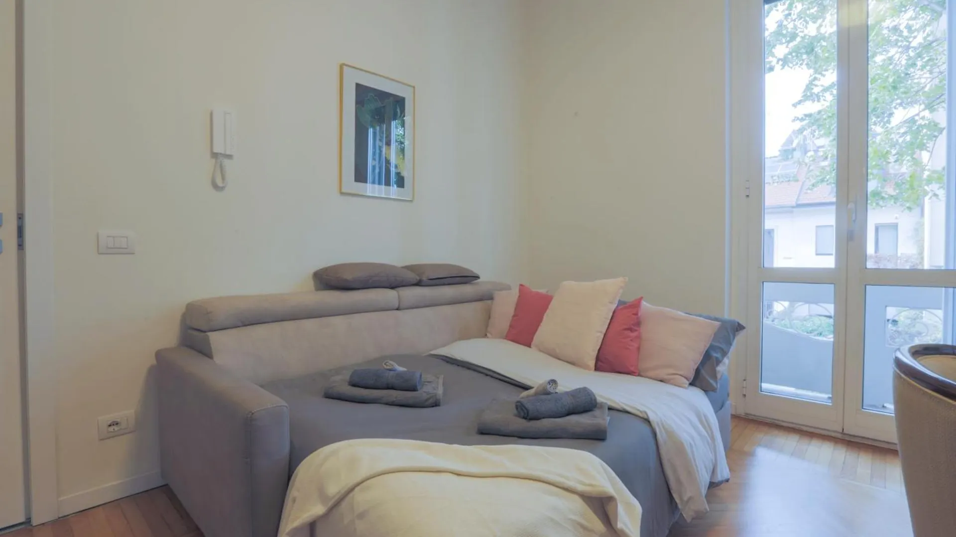 Fiera Milano-City Life Free Parking Villa Anglia' S Bridge Aparthotel