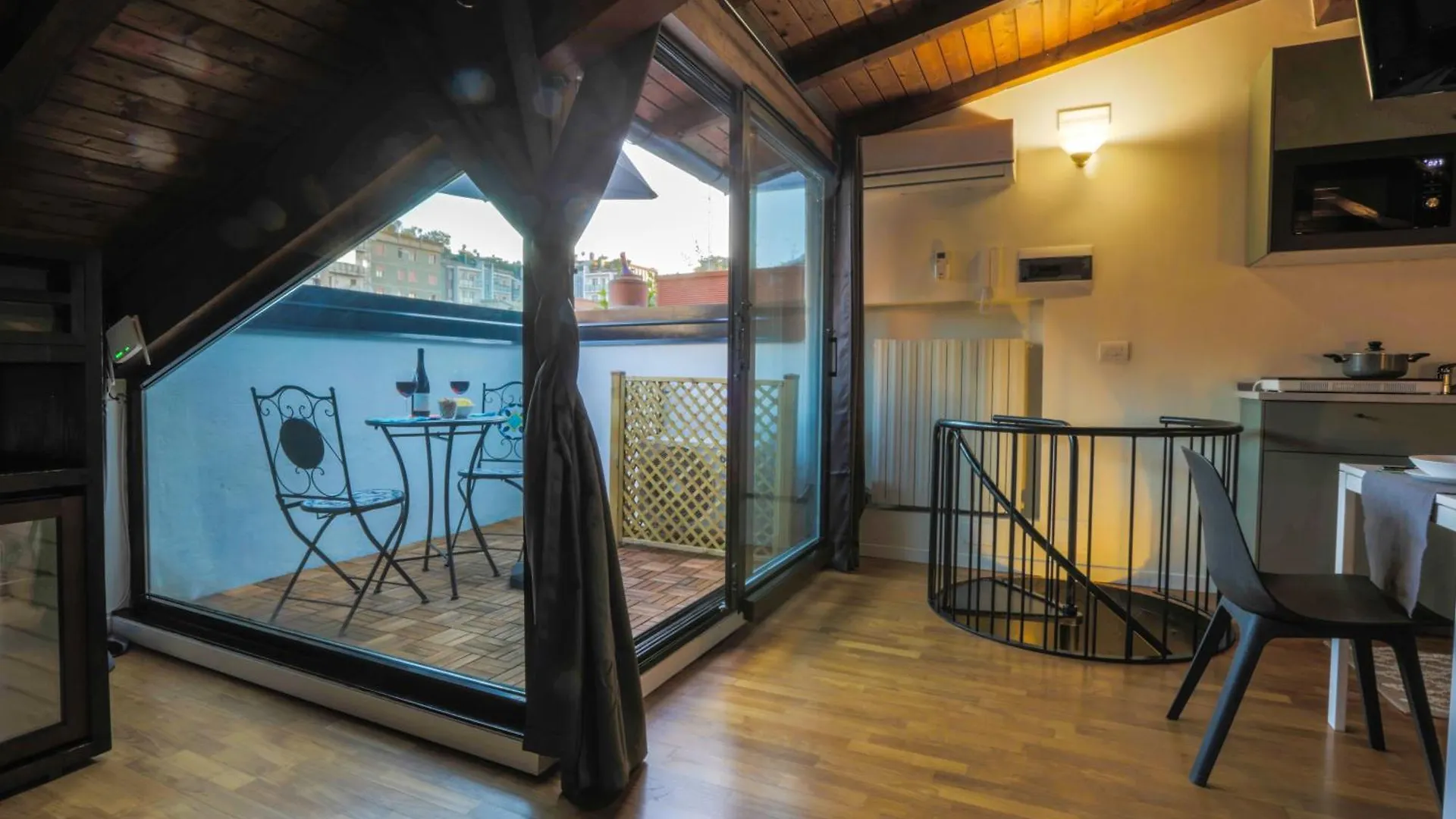 Fiera Milano-City Life Free Parking Villa Anglia' S Bridge Aparthotel Milan