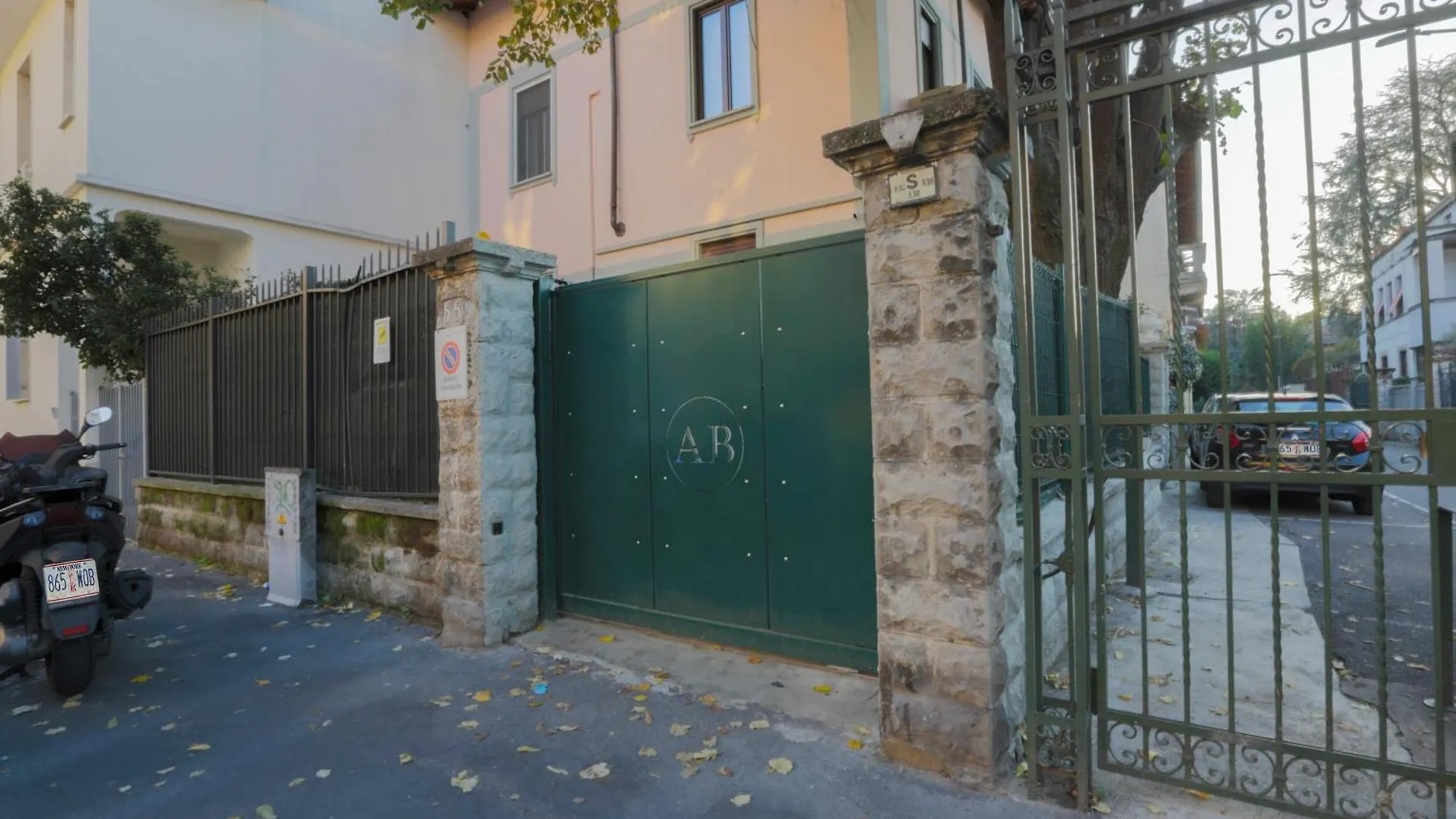 Fiera Milano-City Life Free Parking Villa Anglia' S Bridge Italy
